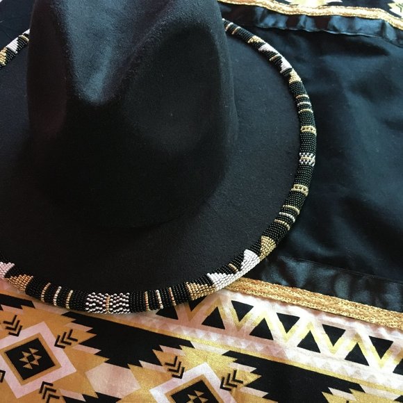 Meet your Posher, T - Picture 1 of 2